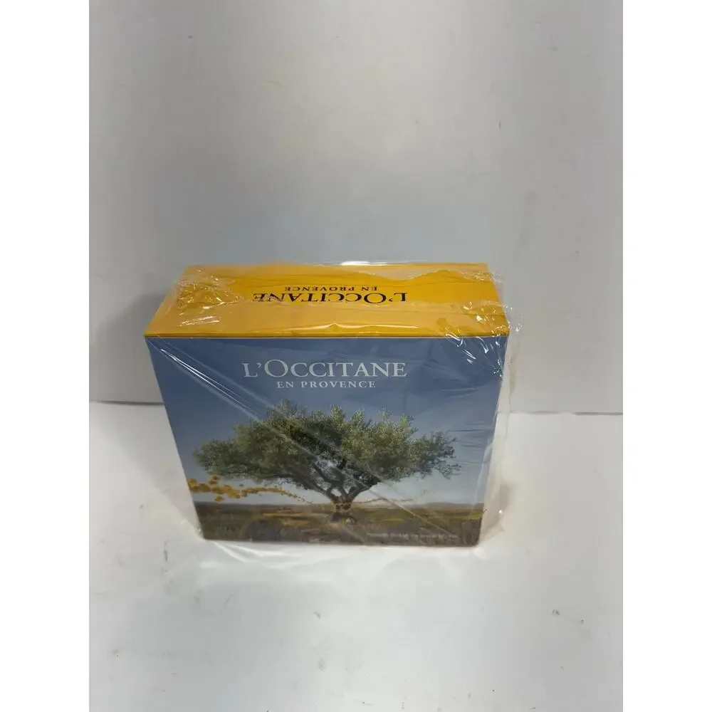 L'OCCITANE 5 OILS 4 Pc Bath Set Shampoo Conditioner Pillow Mist Sucre Gift‎ Box